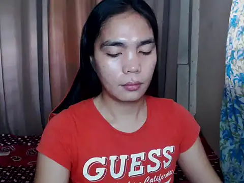 Snapshot of Simple_Martina chatting on September 11, 2025, 2:22 am Simple Martina online show from September 11, 2025, 2:22 am