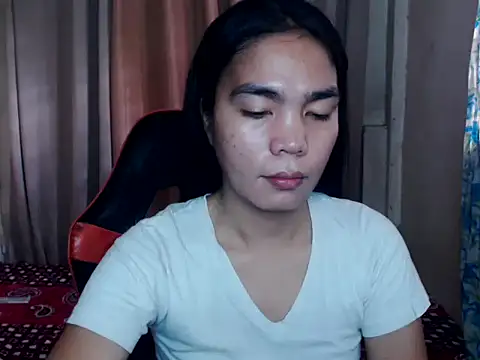 Snapshot of Simple_Martina chatting on September 23, 2025, 1:45 am Simple Martina online show from September 23, 2025, 1:45 am