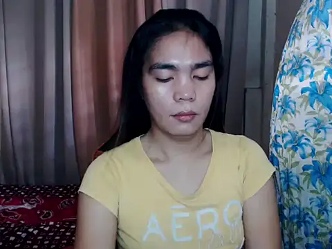 Snapshot of Simple_Martina chatting on September 26, 2025, 1:56 am Simple Martina online show from September 26, 2025, 1:56 am