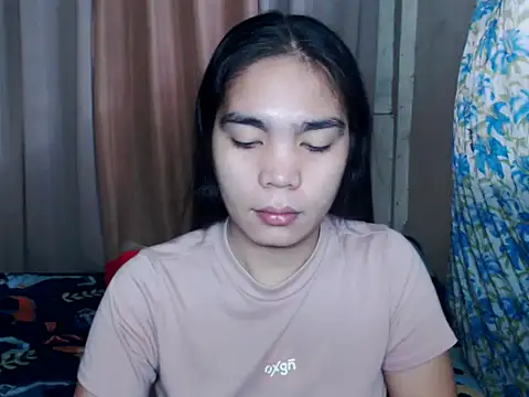 Snapshot of Simple_Martina chatting on October 23, 2025, 1:26 am Simple Martina online show from October 23, 2025, 1:26 am