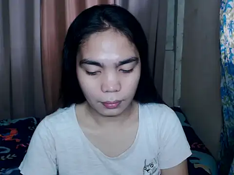 Snapshot of Simple_Martina chatting on October 21, 2025, 2:11 am Simple Martina online show from October 21, 2025, 2:11 am