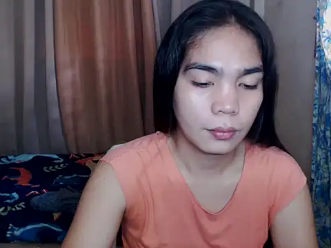 Snapshot of Simple_Martina chatting on October 17, 2025, 1:42 am Simple Martina online show from October 17, 2025, 1:42 am