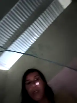 Snapshot of Tina_2pp chatting on October 22, 2025, 1:32 pm Tina 2pp online show from October 22, 2025, 1:32 pm