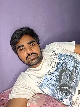 Snapshot of Harsha_Happy chatting on October 4, 2025, 2:29 pm Harsha Happy online show from October 4, 2025, 2:29 pm