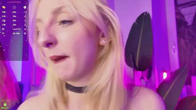 maya snow online show from November 17, 2025, 10:52 am