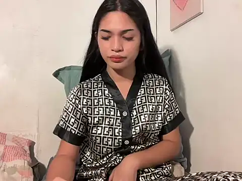 Snapshot of Jessyfoxxx_888 chatting on October 16, 2025, 7:27 am Jessyfoxxx 888 online show from October 16, 2025, 7:27 am