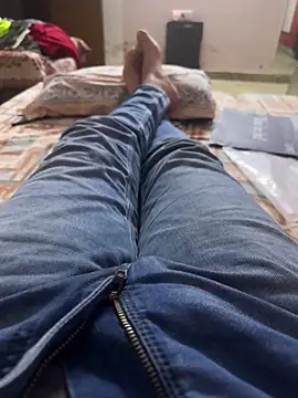 spicey sunny online show from November 5, 2025, 2:20 pm