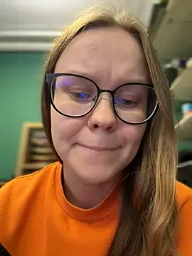  CherryBloom  online show from October 7, 2025, 6:42 pm