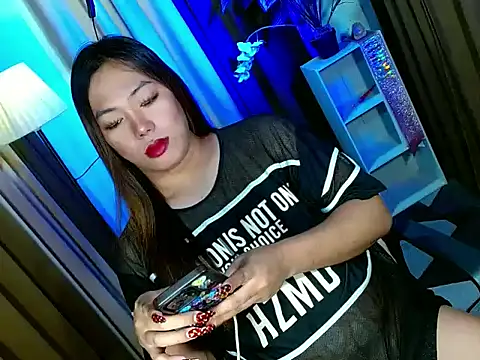 bigfattycocksonya27 online show from November 11, 2025, 3:29 pm