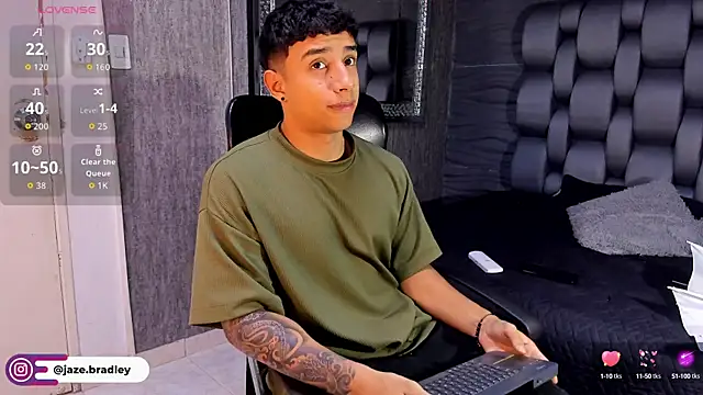 jaze bradley online show from September 20, 2025, 11:26 am