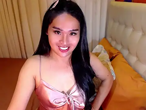 urmidnightcravingsxx online show from February 15, 2026, 5:34 pm