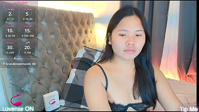 Nathalie Lustx online show from September 22, 2025, 2:12 pm