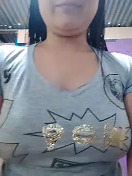 lunna 07 online show from October 8, 2025, 6:30 pm