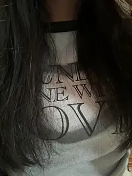 Snapshot of binejr chatting on October 9, 2025, 8:26 am binejr online show from October 9, 2025, 8:26 am