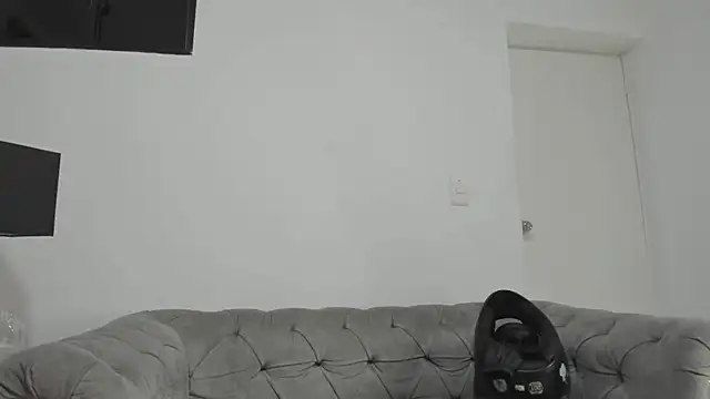 Snapshot of Dimitri_Bass chatting on September 22, 2025, 6:36 pm Dimitri Bass online show from September 22, 2025, 6:36 pm