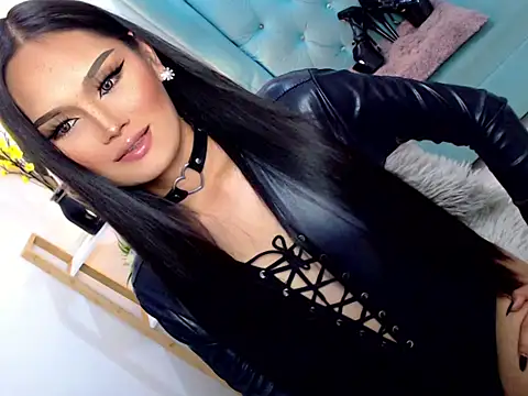 Snapshot of Cleofex chatting on October 5, 2025, 12:56 am Cleofex online show from October 5, 2025, 12:56 am