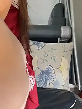 meiiijr55 online show from March 26, 2026, 3:49 am