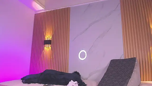 Snapshot of austin_rouse chatting on October 29, 2025, 7:46 pm austin rouse online show from October 29, 2025, 7:46 pm