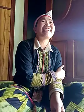 Snapshot of jienrrr chatting on October 10, 2025, 12:55 am jienrrr online show from October 10, 2025, 12:55 am