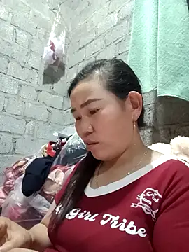 Snapshot of jienrrr chatting on October 10, 2025, 1:12 pm jienrrr online show from October 10, 2025, 1:12 pm