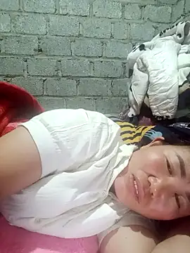 Snapshot of jienrrr chatting on September 19, 2025, 11:42 pm jienrrr online show from September 19, 2025, 11:42 pm