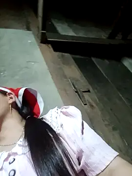 jienrrr online show from April 5, 2026, 1:07 pm