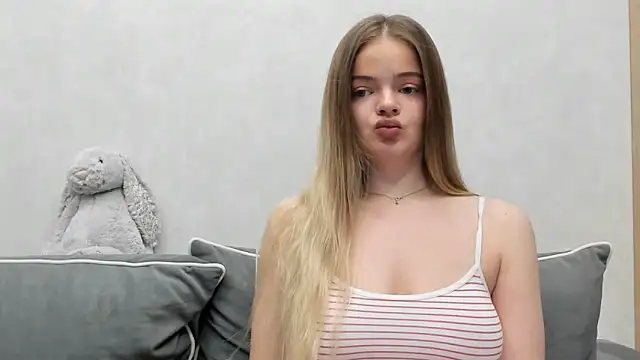 Sarah keyy online show from March 5, 2026, 5:42 pm