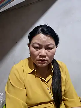 yoowwmr online show from November 12, 2025, 1:48 pm