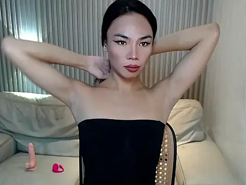 Snapshot of SexualDesire1x chatting on October 4, 2025, 10:50 am SexualDesire1x online show from October 4, 2025, 10:50 am