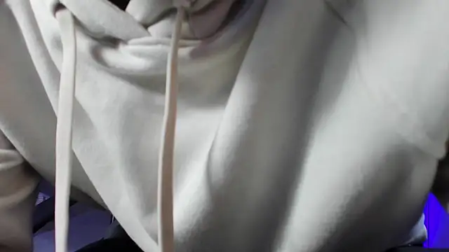 Snapshot of etham_wolf_ chatting on September 19, 2025, 12:53 pm etham wolf online show from September 19, 2025, 12:53 pm