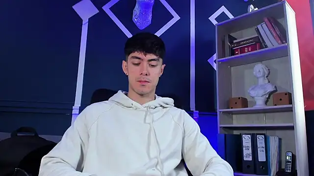 Snapshot of etham_wolf_ chatting on September 25, 2025, 12:44 pm etham wolf online show from September 25, 2025, 12:44 pm