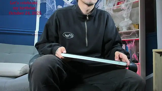 Snapshot of etham_wolf_ chatting on October 23, 2025, 11:20 am etham wolf online show from October 23, 2025, 11:20 am