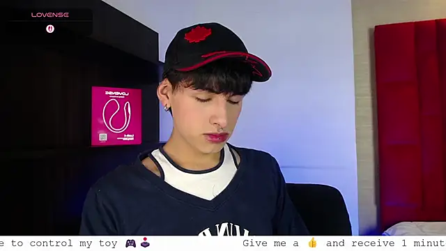 Snapshot of Ezra_Storm chatting on September 27, 2025, 4:40 am Ezra Storm online show from September 27, 2025, 4:40 am