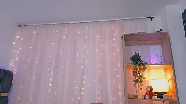 Snapshot of anitaglow chatting on September 28, 2025, 4:36 pm anitaglow online show from September 28, 2025, 4:36 pm