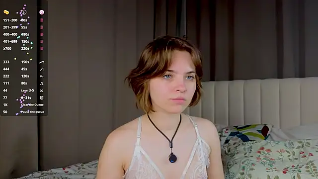 PolIyBowman online show from October 1, 2025, 3:05 pm