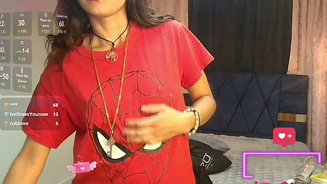 Snapshot of Mia_Holly__ chatting on October 15, 2025, 8:11 am Mia Holly   online show from October 15, 2025, 8:11 am