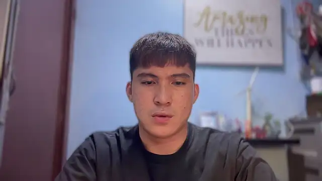 lovely jay online show from November 10, 2025, 6:24 pm