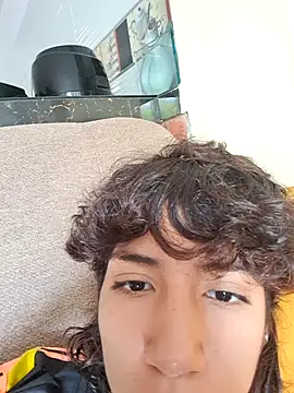 Snapshot of Nicky_six333 chatting on September 11, 2025, 4:40 pm Nicky six333 online show from September 11, 2025, 4:40 pm