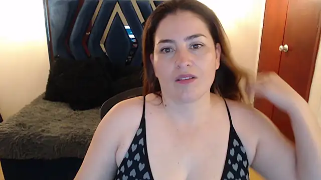 dayanhank online show from October 3, 2025, 2:04 am