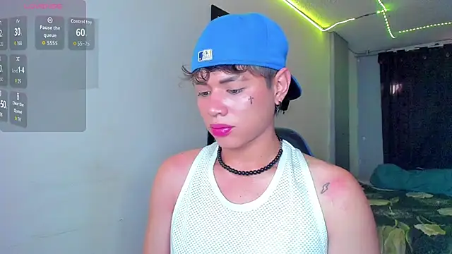 Jostin18 online show from December 15, 2025, 2:01 pm