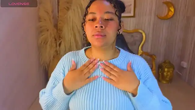 Snapshot of risada_temptation_s chatting on October 16, 2025, 3:15 am risada temptation s online show from October 16, 2025, 3:15 am