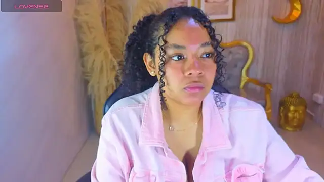 Snapshot of risada_temptation_s chatting on October 19, 2025, 3:09 am risada temptation s online show from October 19, 2025, 3:09 am