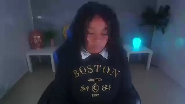 Snapshot of risada_temptation_s chatting on September 29, 2025, 8:14 pm risada temptation s online show from September 29, 2025, 8:14 pm