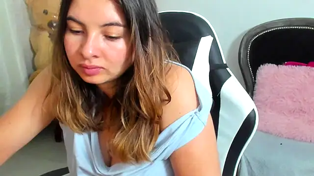 ADHARAMILLER  1111 online show from April 21, 2026, 3:02 am