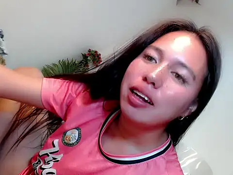 kimbratx online show from June 11, 2026, 12:32 am