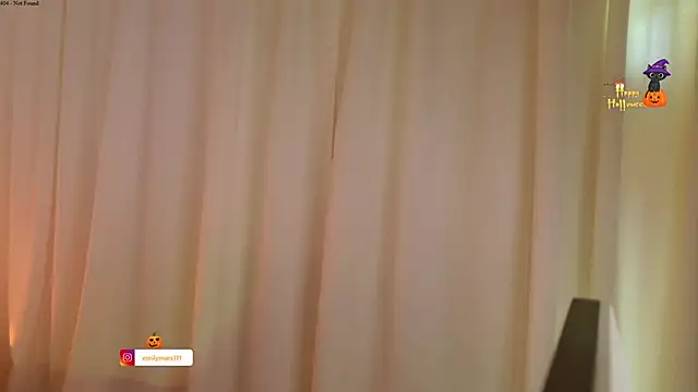 Snapshot of emily_mars1 chatting on October 28, 2025, 9:03 pm emily mars1 online show from October 28, 2025, 9:03 pm