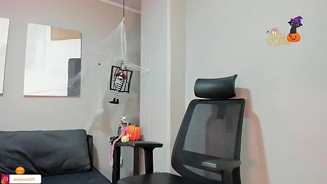 Snapshot of emily_mars1 chatting on October 15, 2025, 11:02 pm emily mars1 online show from October 15, 2025, 11:02 pm