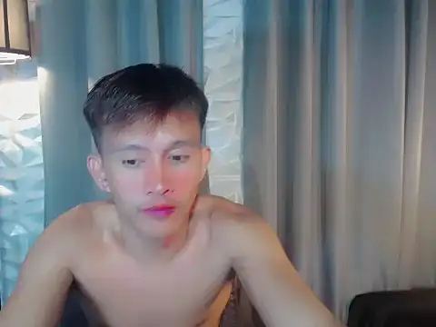 Snapshot of prince_elaijah chatting on November 4, 2025, 2:21 pm prince elaijah online show from November 4, 2025, 2:21 pm