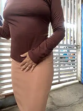 Snapshot of FishingGirl chatting on October 3, 2025, 4:58 am FishingGirl online show from October 3, 2025, 4:58 am