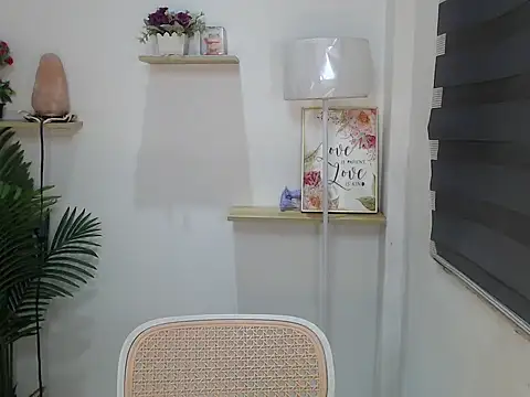 scarlett brownx69 online show from March 28, 2026, 6:14 am